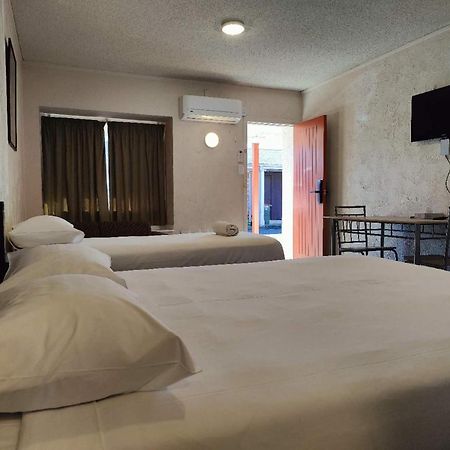 Kings Court Motor Lodge Гамильтон Экстерьер фото